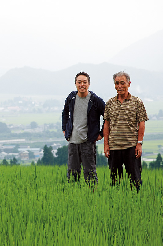 【南魚沼産コシヒカリ】ホタルのいる田んぼ限定鈴木清さん作 日本一のコシヒカリ 雪室貯蔵米　特撰