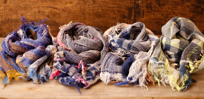 美しく、うっとりする巻き心地。伝統織物に新たな息吹をふきこんだ　世界でひとつの「tamaki niime」ショール