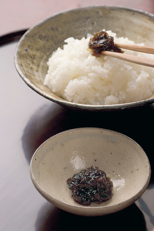 四万十川の天然水使用・保存料不使用「海苔佃煮」