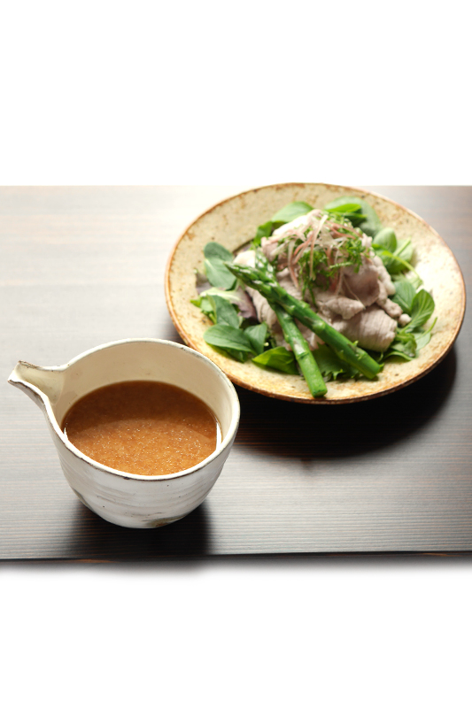 吟味した素材が生み出す濃厚な風味 「胡麻のめんつゆ」