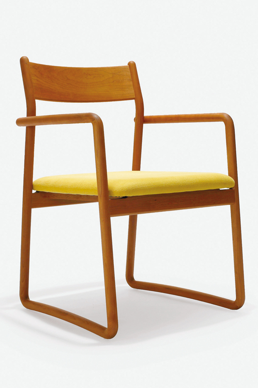 宮崎椅子製作所　優しいさとしっかり感を表現「ottimo/オッティモチェア(村澤一晃デザイン)」
